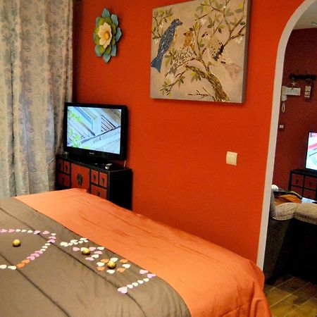 Apartamentos Deluxe Con Jacuzzi O Chimenea Love For Two Collado Mediano エクステリア 写真