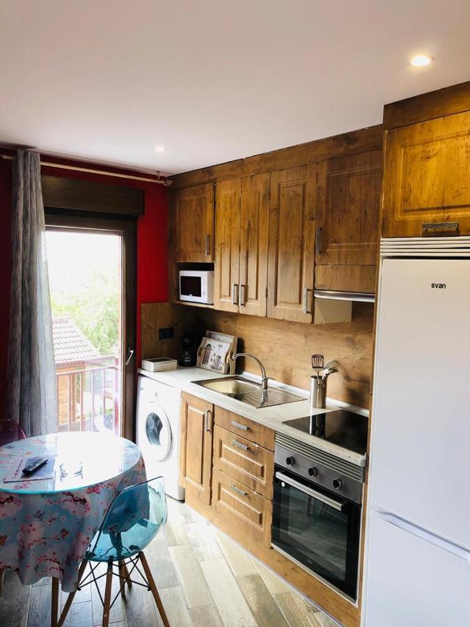 Apartamentos Deluxe Con Jacuzzi O Chimenea Love For Two Collado Mediano エクステリア 写真
