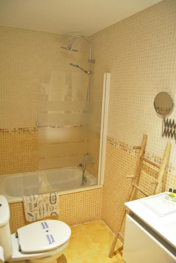 Apartamentos Deluxe Con Jacuzzi O Chimenea Love For Two Collado Mediano エクステリア 写真