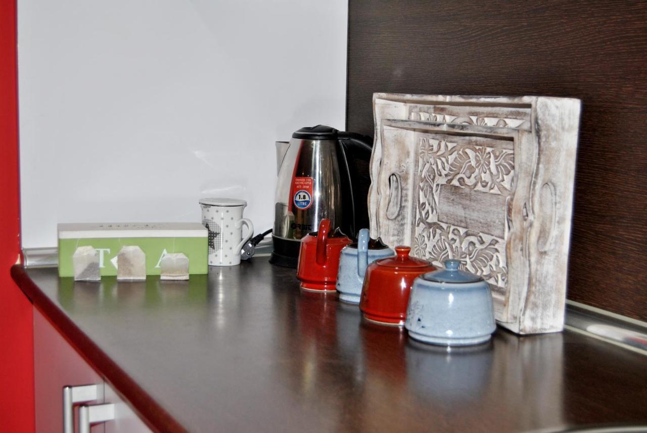 Apartamentos Deluxe Con Jacuzzi O Chimenea Love For Two Collado Mediano エクステリア 写真
